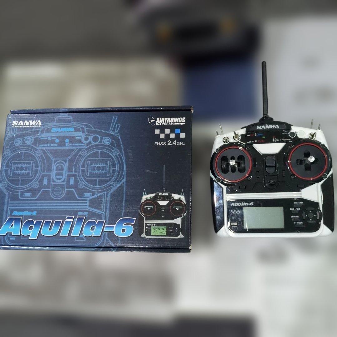 Mercedes-Benz Actros ダンプトラック シルバー