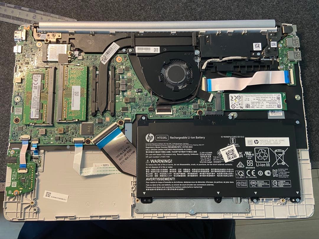 【ジャンク】HPノートPC SSD＆純正AC付 HP 15s-fq5000