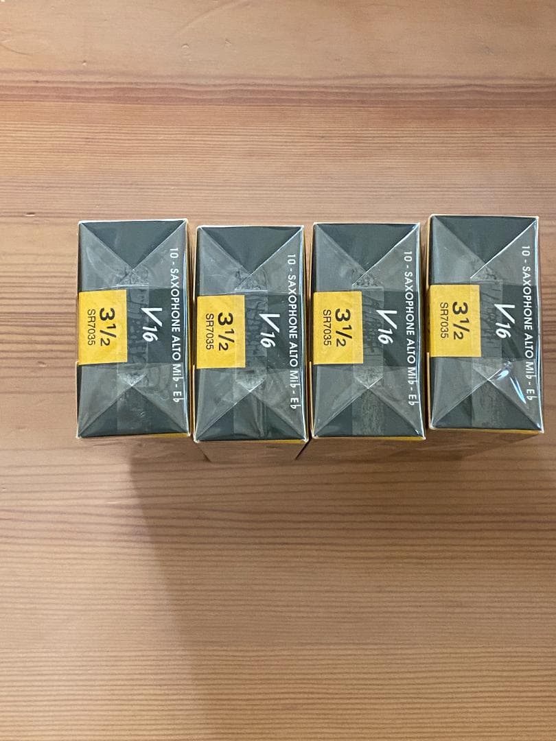 【未開封】アルトサックス用リード バンドレン V16　3 1/2番【4箱セット】