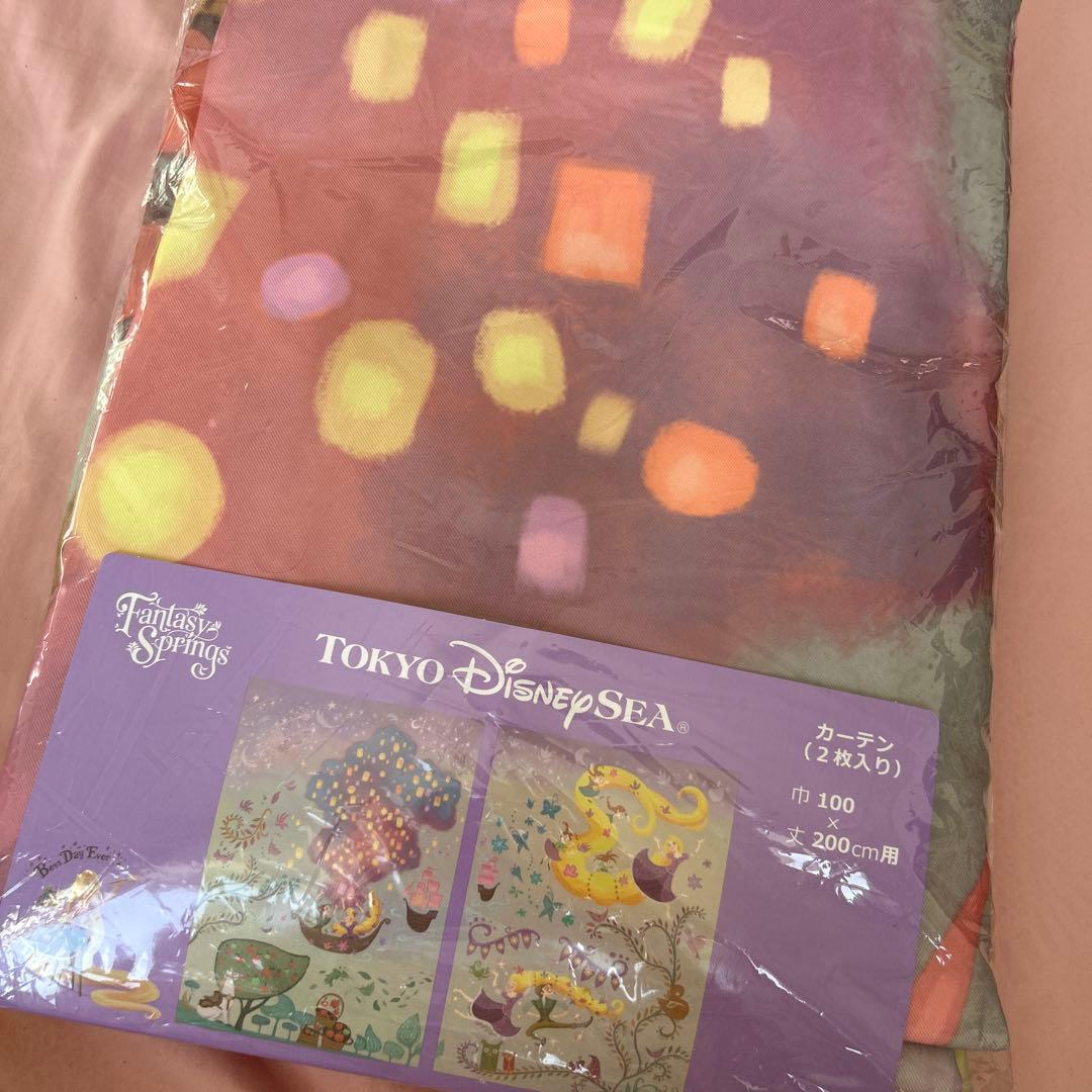 Disney ラプンツェル カーテン 100×200cm