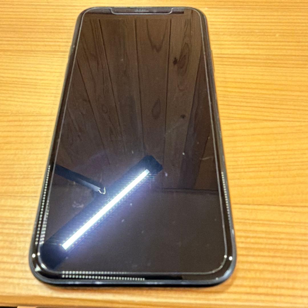 美品 iPhoneXR 128GB ブラック au