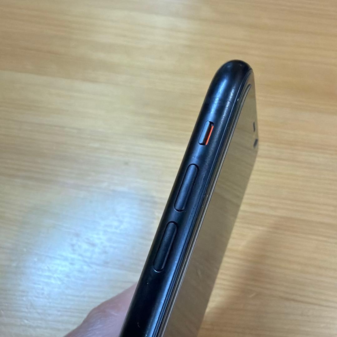 美品 iPhoneXR 128GB ブラック au