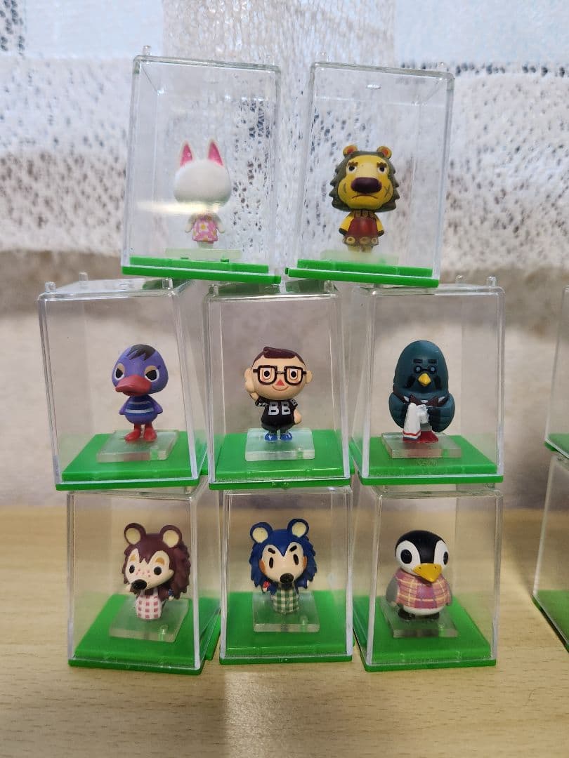 どうぶつの森　フィギュアコレクション　ユージン　タカラトミー　ミニフィギュア