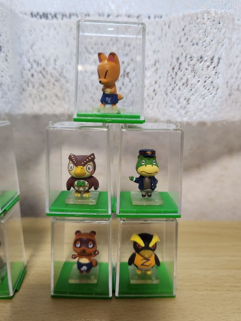 どうぶつの森　フィギュアコレクション　ユージン　タカラトミー　ミニフィギュア