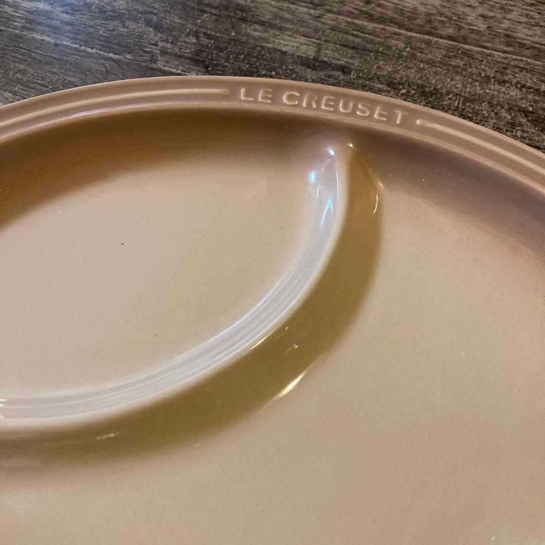 ル・クルーゼ　マルチオーバルプレート大2枚、ライスボウル2客セット