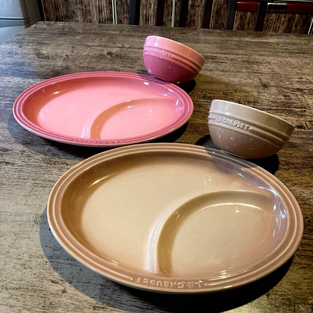ル・クルーゼ　マルチオーバルプレート大2枚、ライスボウル2客セット