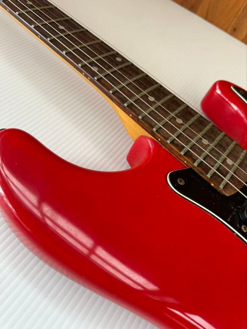 Birthエレキギター(a77)