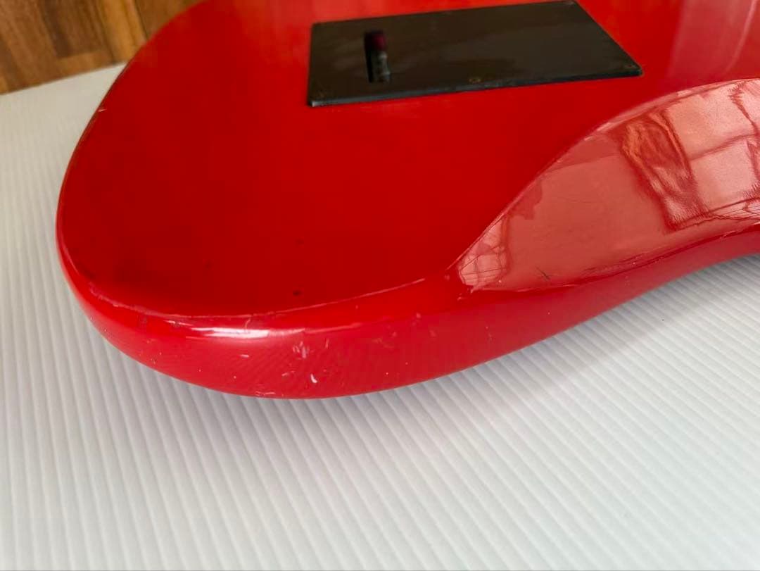 Birthエレキギター(a77)