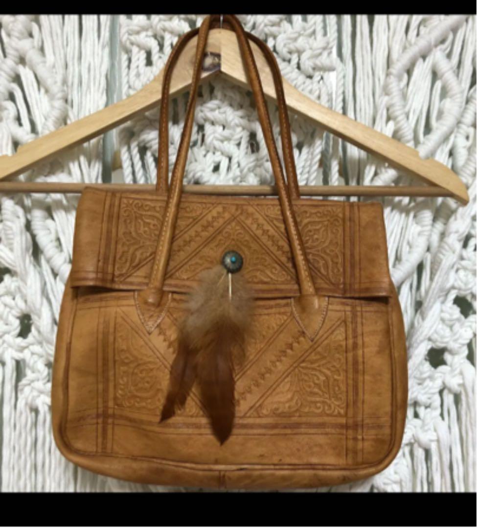 コンチョ付きバッグ