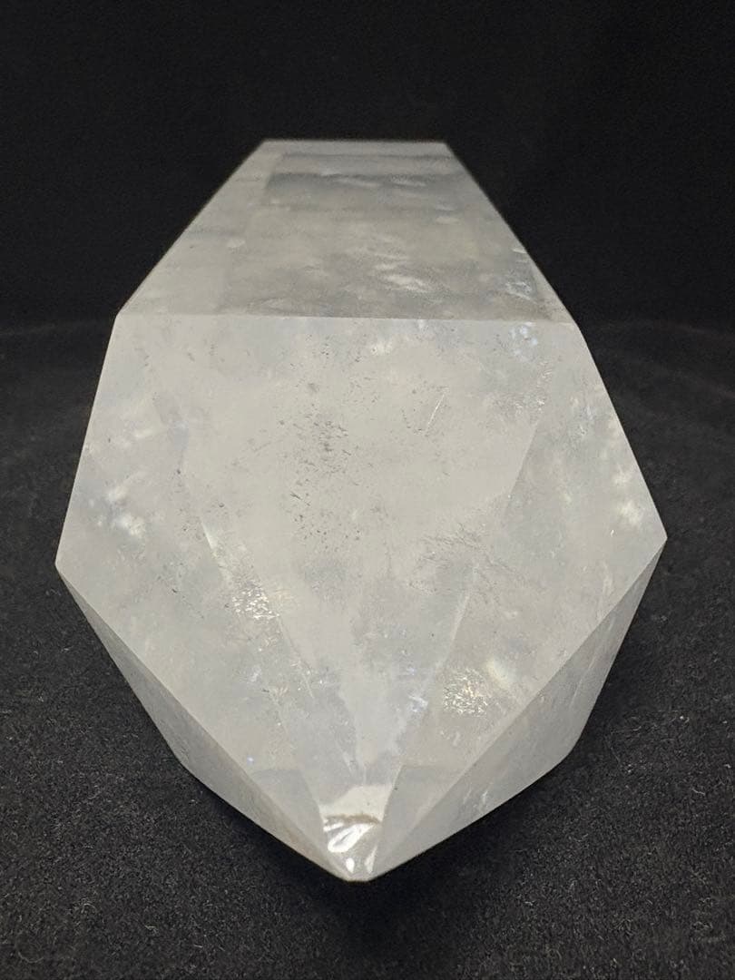 最大級！美しい天然水晶六角柱　訳あり激安　重さ約2558g 高さ約332mm