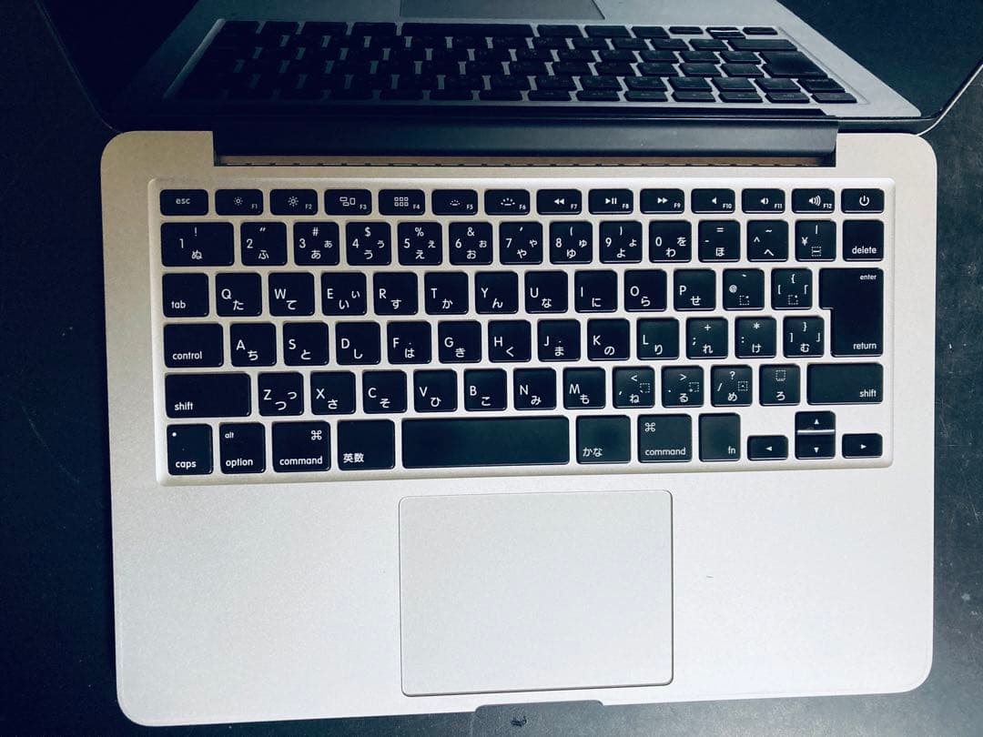 MacBook本体 MacBookPro2015/ Sequoia / Win10/AdobeCS2