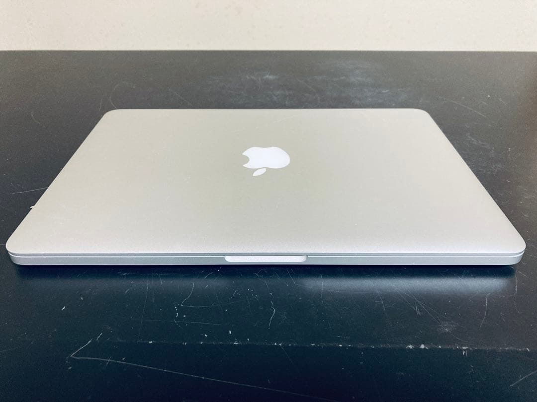 MacBook本体 MacBookPro2015/ Sequoia / Win10/AdobeCS2