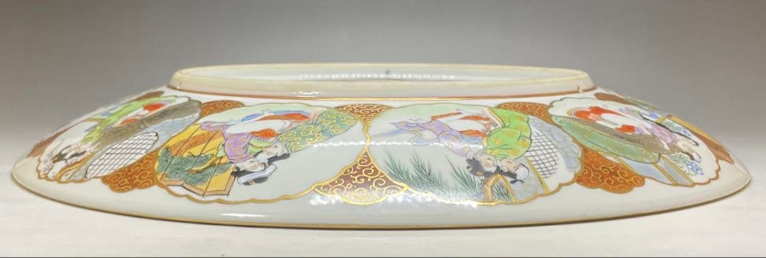 九谷焼　赤絵金彩　孔雀牡丹図　裏に春画　浮世絵　大皿　飾皿　箱付　r757