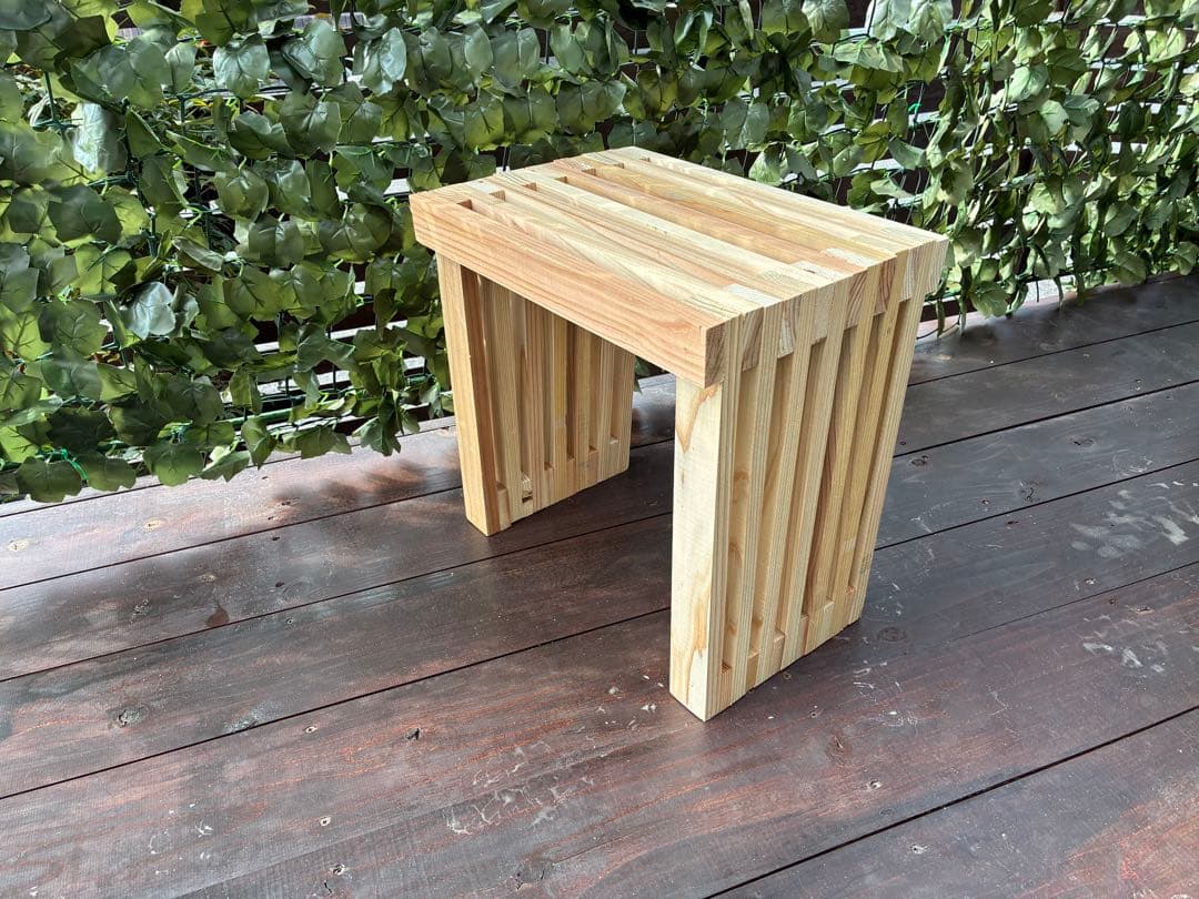 【杉無垢材】スリットデザイン木製ラック｜幅400㎜・サイドテーブル・アジアン