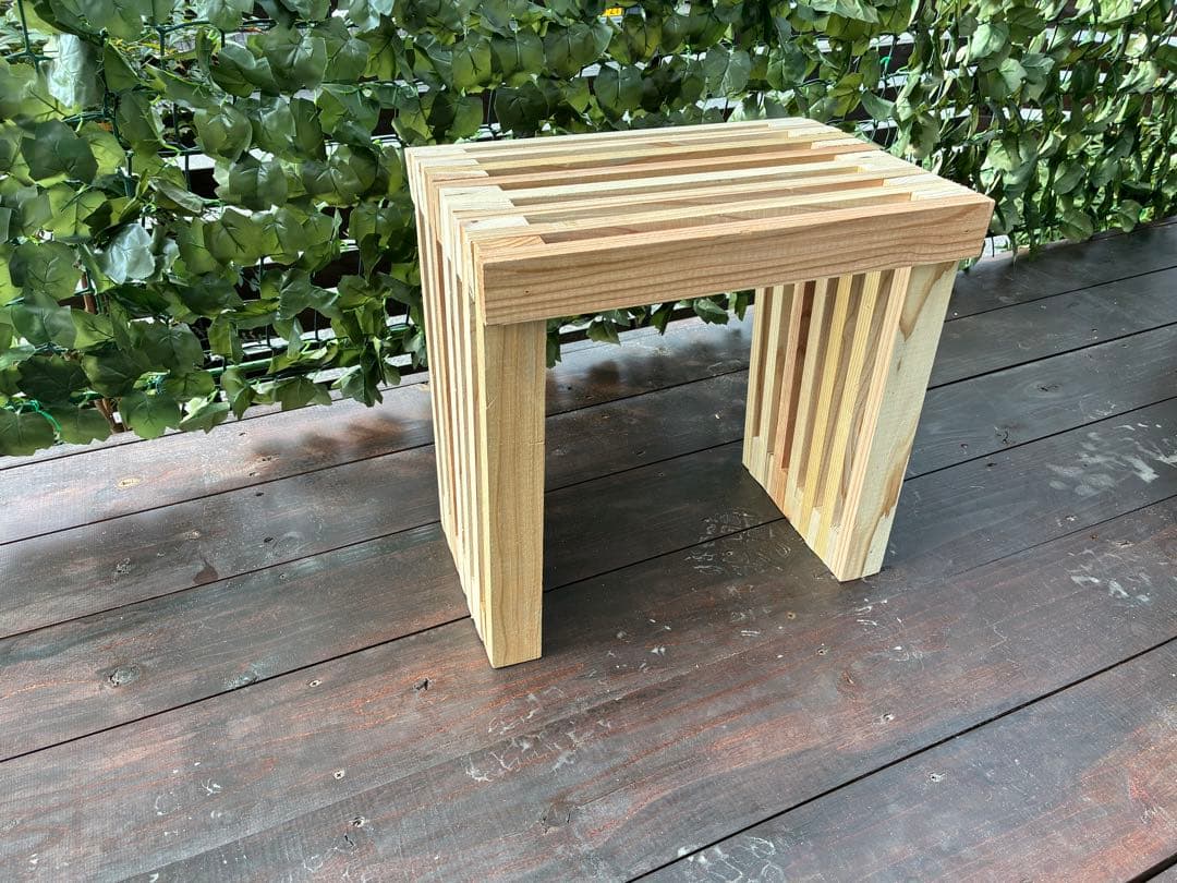 【杉無垢材】スリットデザイン木製ラック｜幅400㎜・サイドテーブル・アジアン