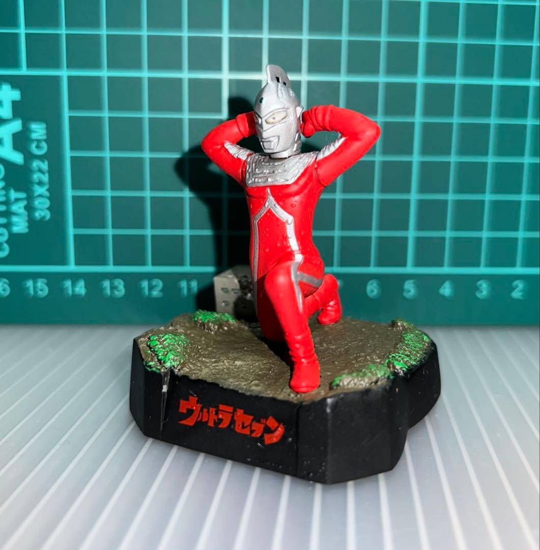 ウルトラ怪獣名鑑 フィギュア13種 ※一部、欠品等あり