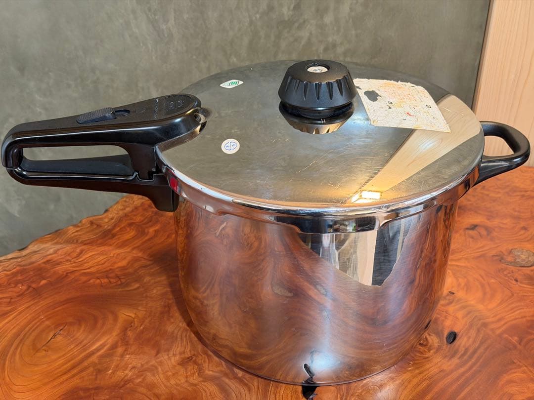 Fissler 圧力鍋 101 ドイツ製 18-10ステンレス