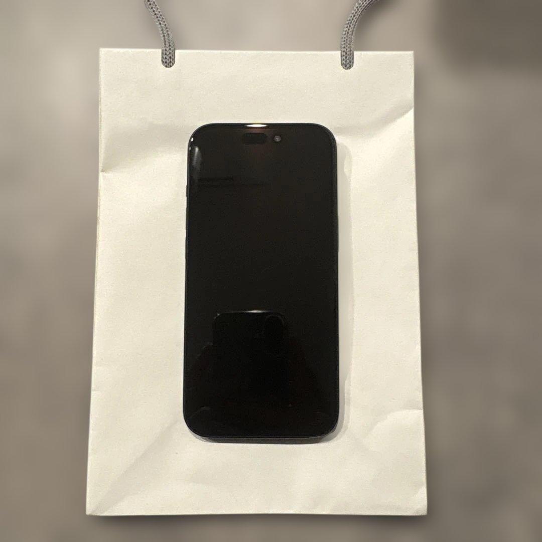 Apple iPhone15黒SIMフリー