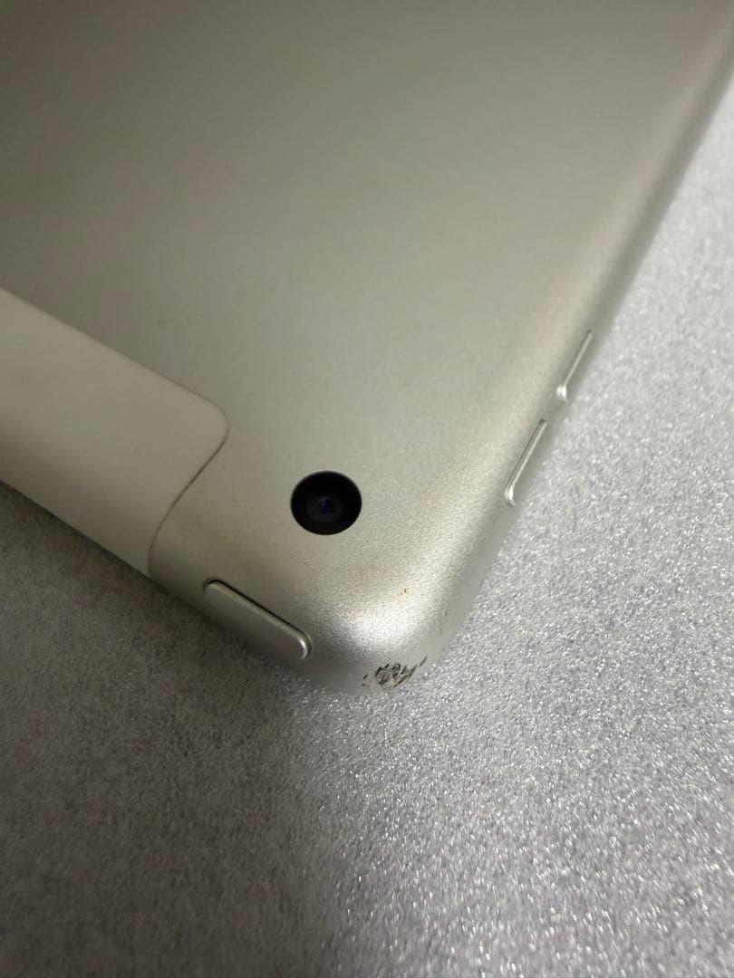 iPad 第7世代 32GB バッテリー最大容量95%