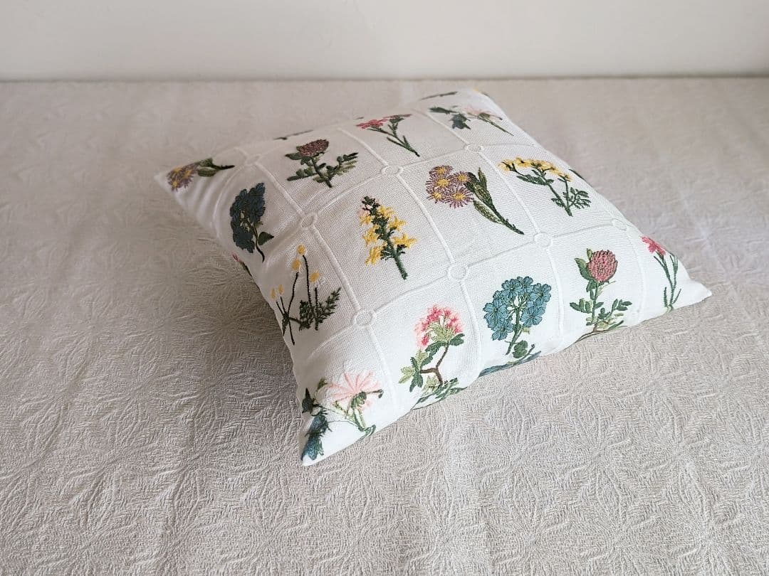 * botanical cushion ❀ * ボタニカル柄 クッション