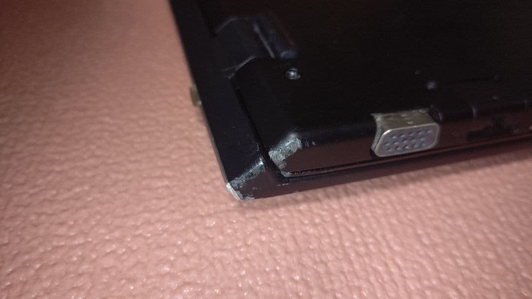 SONY VAIO i7 8550U/8GB/SSD256GB/13.3型