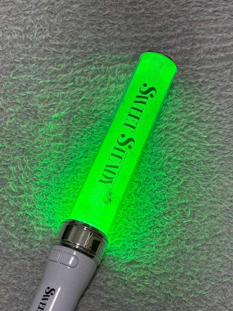 SWEET STEADY オフィシャルペンライト ver.1