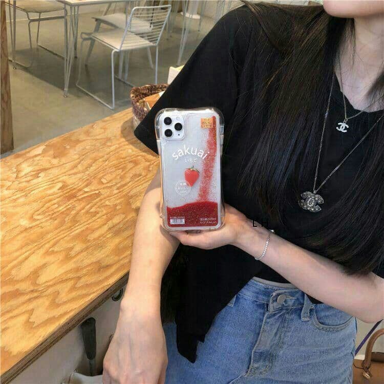 美品iPhone11ケース 流砂の苺 きらめくa