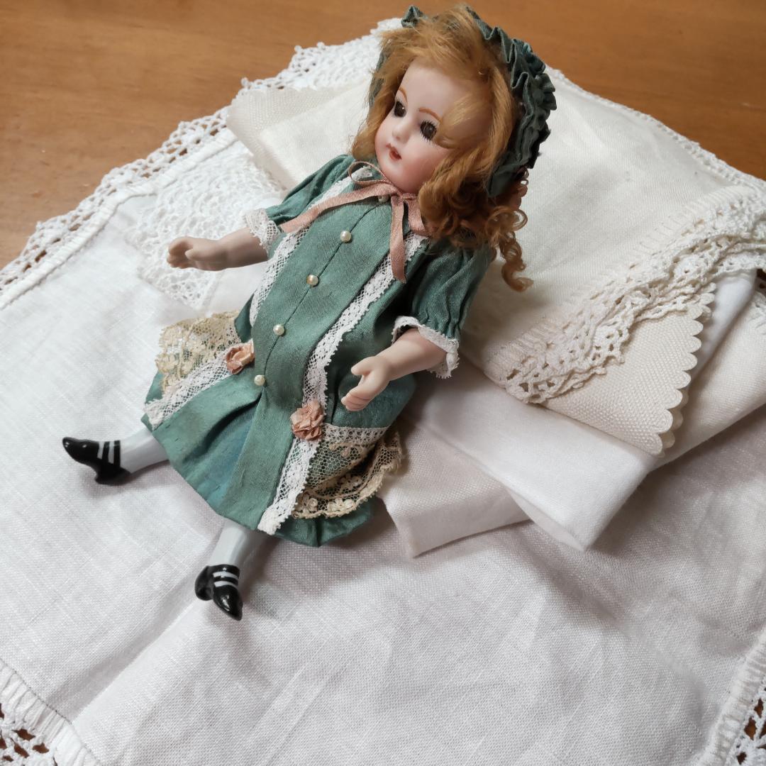 シモン&ハルビック 　アンティークドールリプロ　作家　ビスクドール　ミニョネット