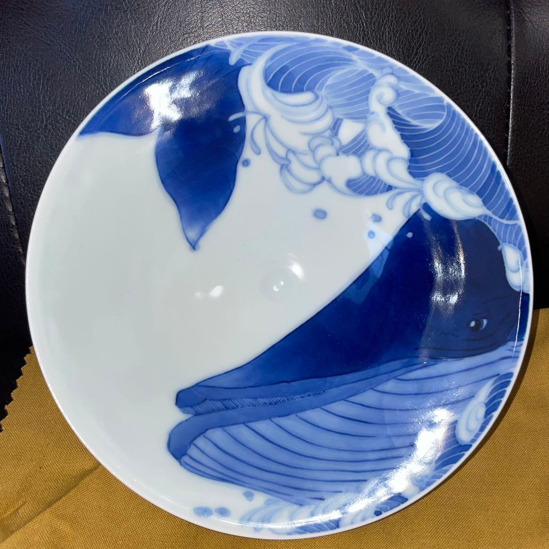 染付茶碗　鯨　小枝真人