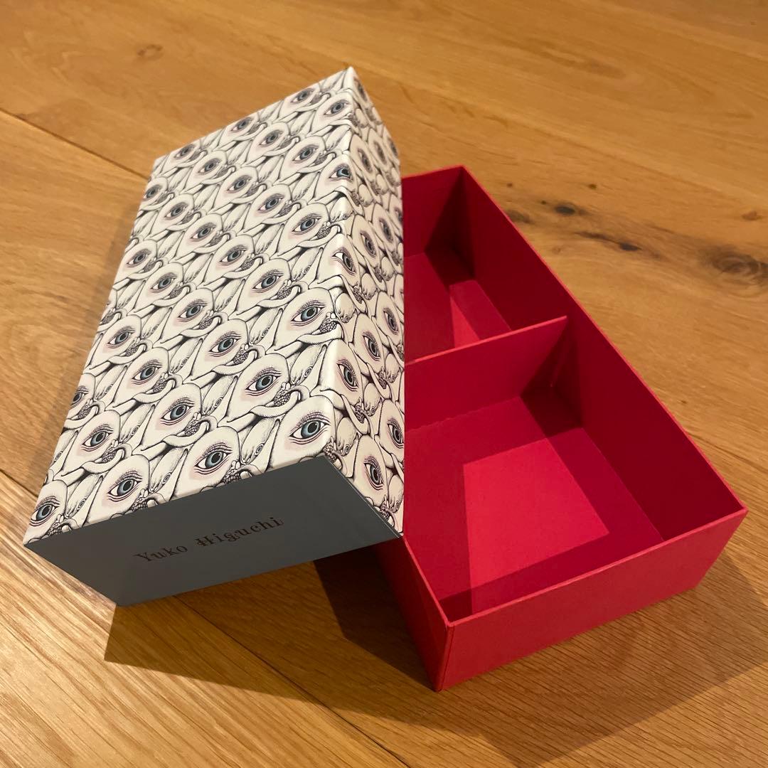 ヒグチユウコ　紅茶缶とひとつめちゃんギフトボックスセット