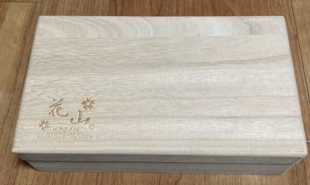 キティ　長財布　ウォレット　花山　キティ京桜　ブラック