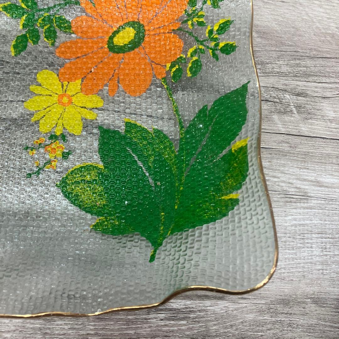 3F レトロポップな花柄 ガラスプレート 飾り皿 金縁 昭和レトロ ヴィンテージ