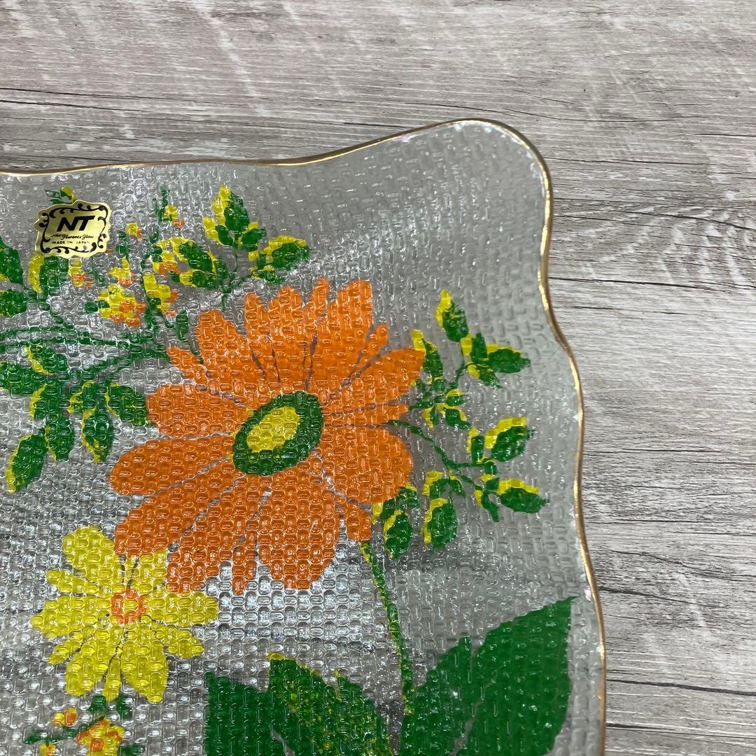 3F レトロポップな花柄 ガラスプレート 飾り皿 金縁 昭和レトロ ヴィンテージ