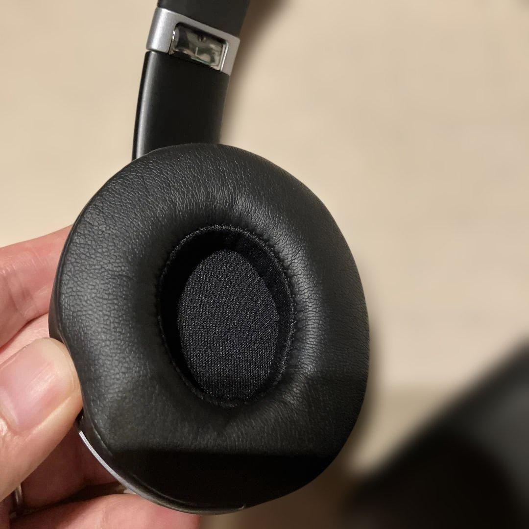 Beats Solo Wireless ワイヤレスヘッドホン シルバー