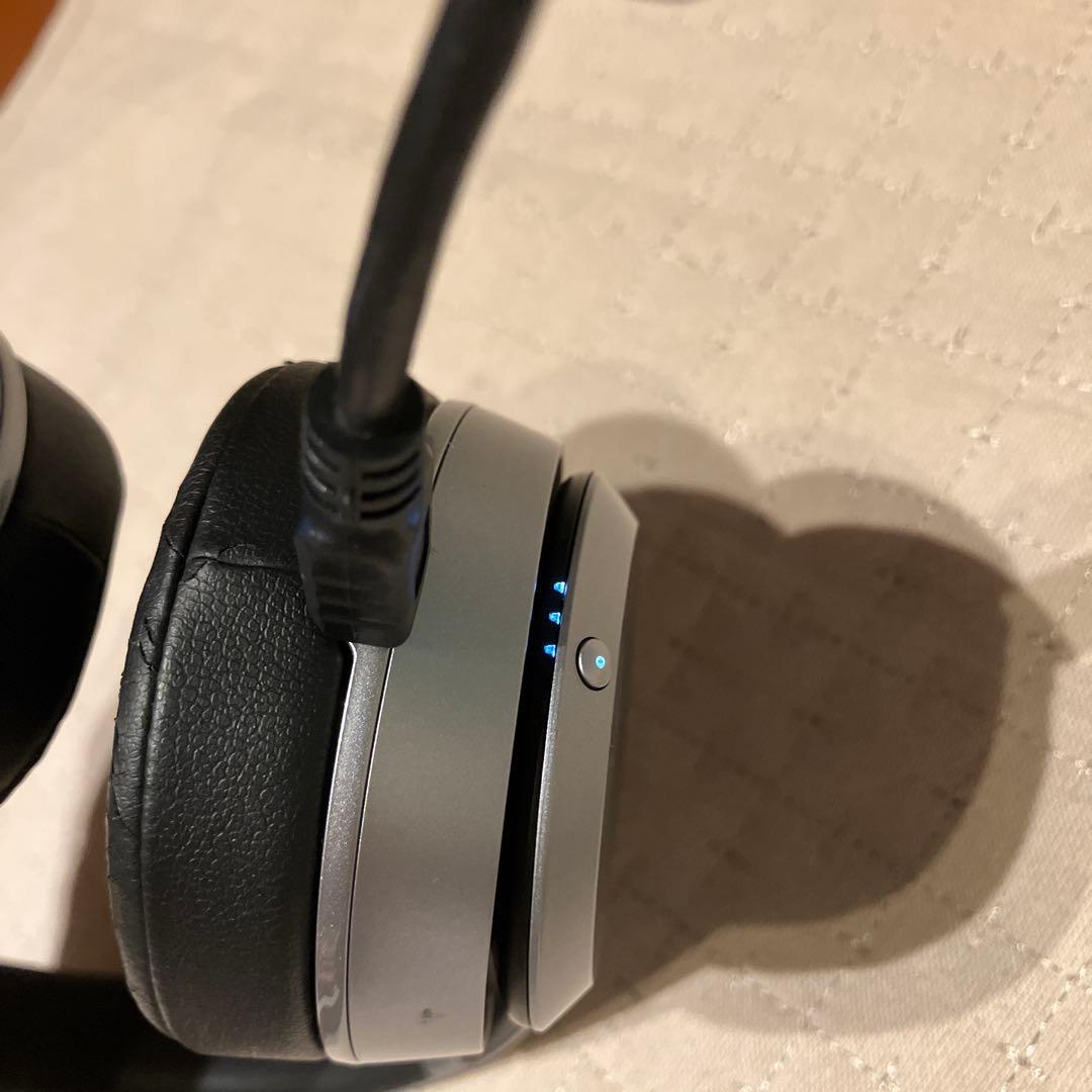 Beats Solo Wireless ワイヤレスヘッドホン シルバー