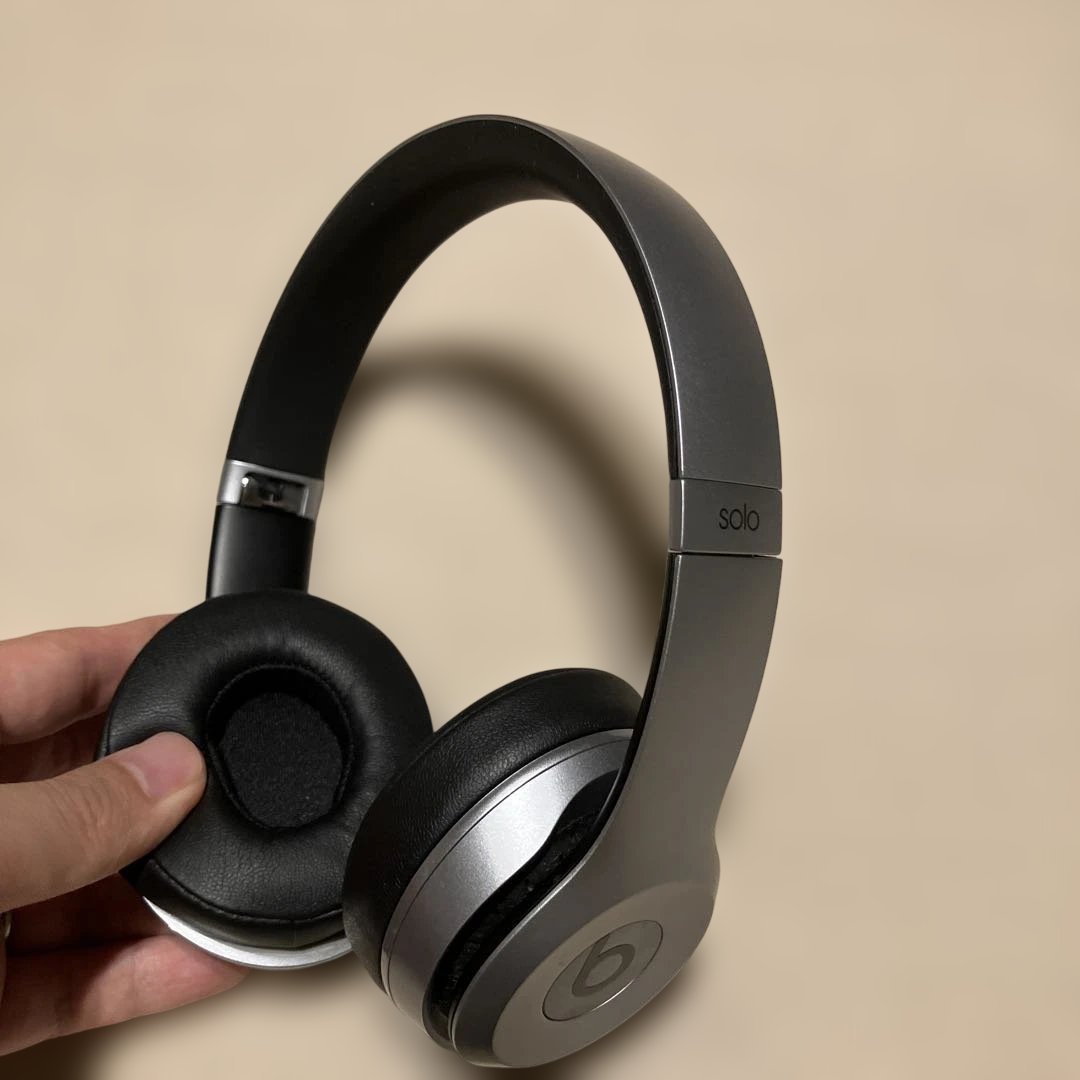 Beats Solo Wireless ワイヤレスヘッドホン シルバー