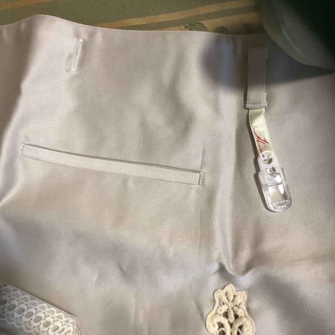 未使用さえら　ヒスクローネ　カフェエプロン　カットモチーフ&レース　アキアカネ