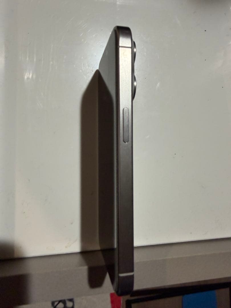 Apple iPhone 15 Pro ホワイトチタニウム　128GB