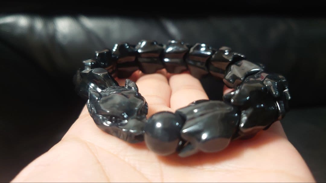 鑑別書付き　高品質　黒翡翠　龍神　ドラゴンブレスレット