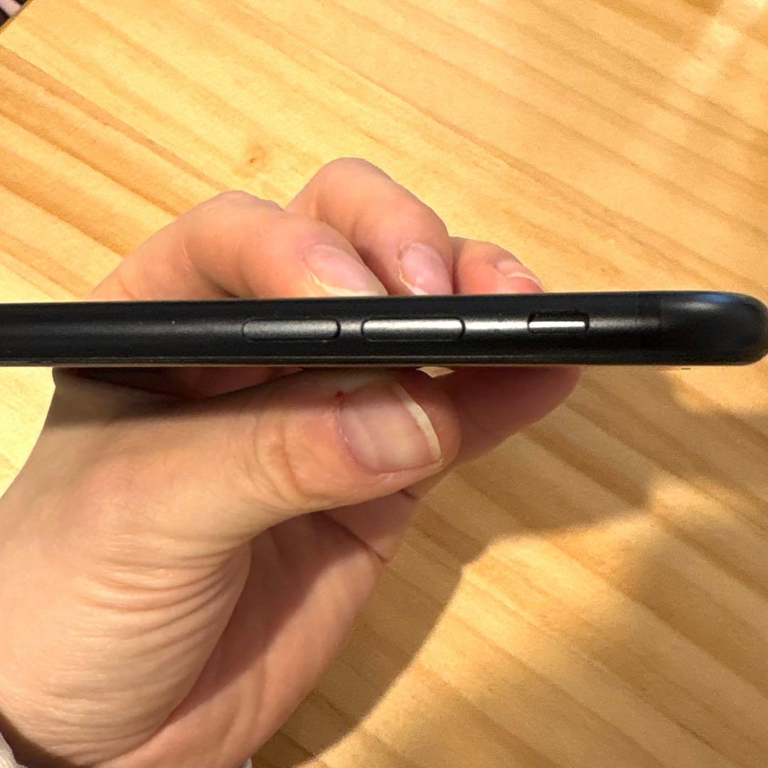 Apple iPhone7 128GB ブラック