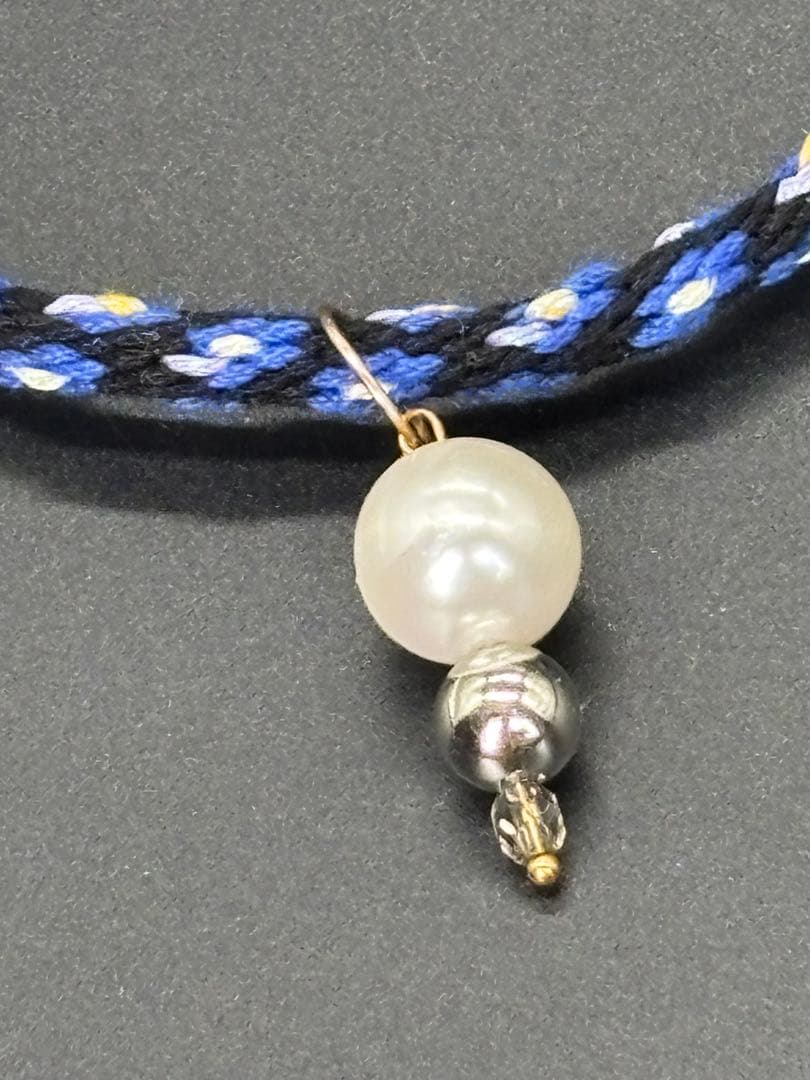 編み込みデザイン チョーカー真珠付き