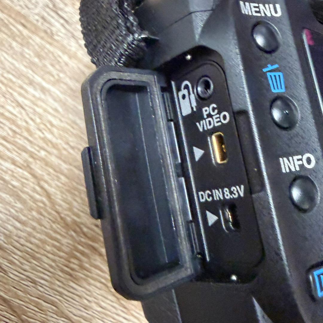 779702/PENTAX J20D DA 18-55mm セット カメラ