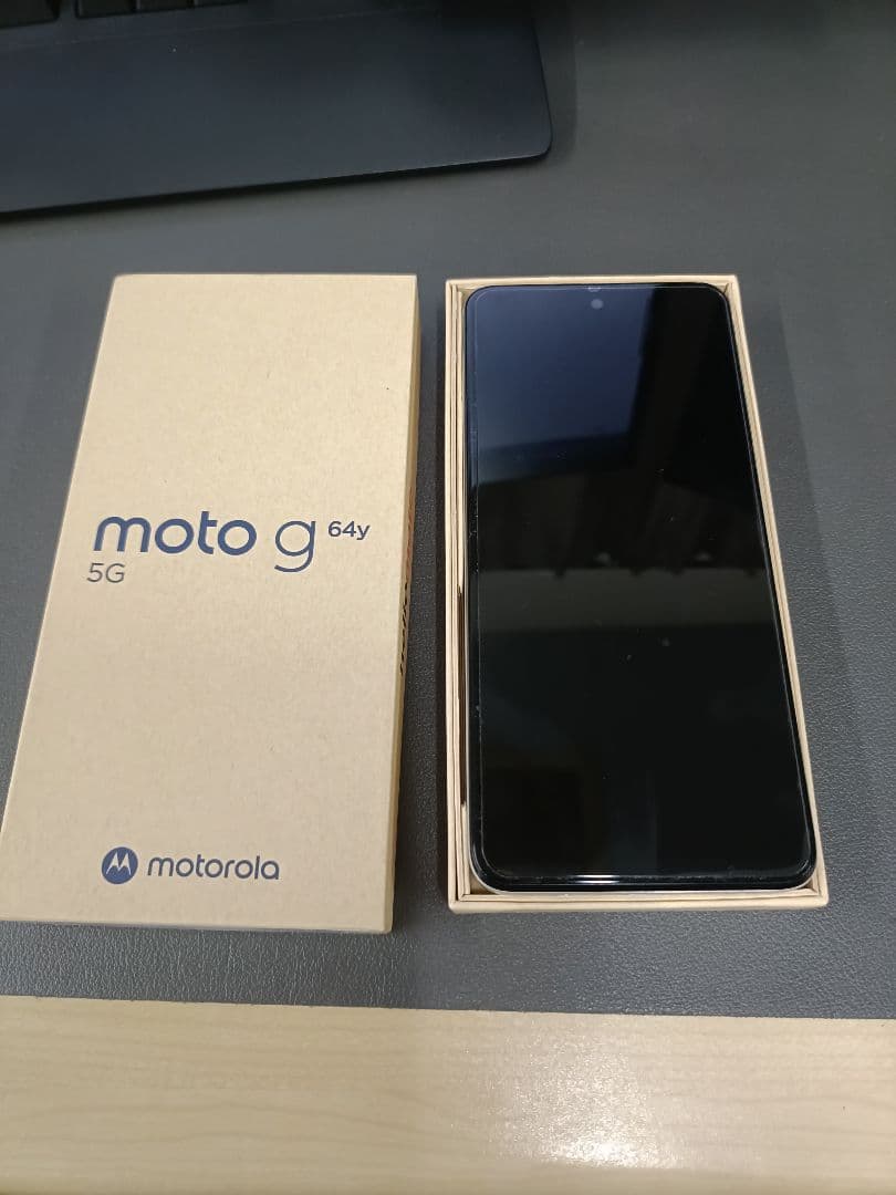 美品　Motorola Moto G 64y 5G