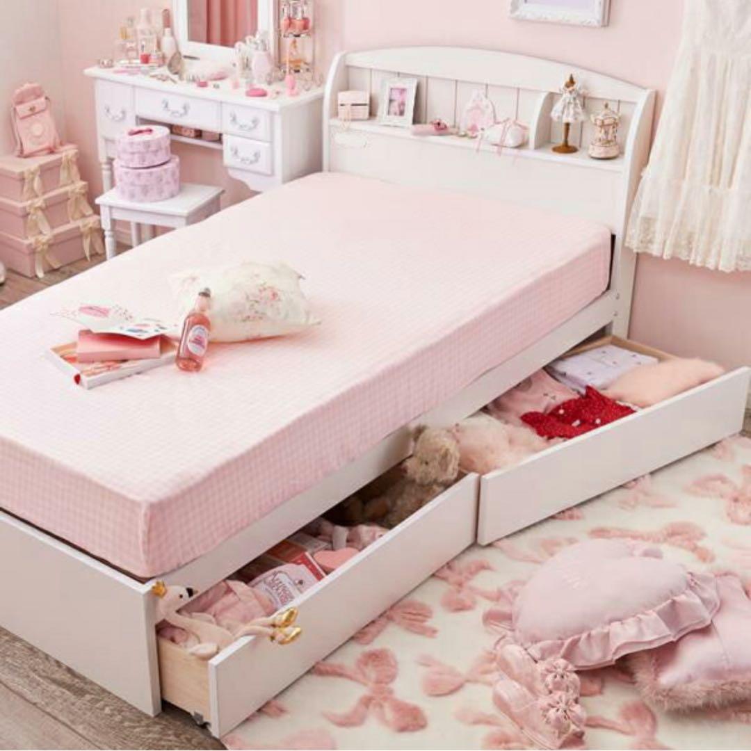 ロマプリ 姫系 シングルベッドフレーム ホワイト 充電ポート付き