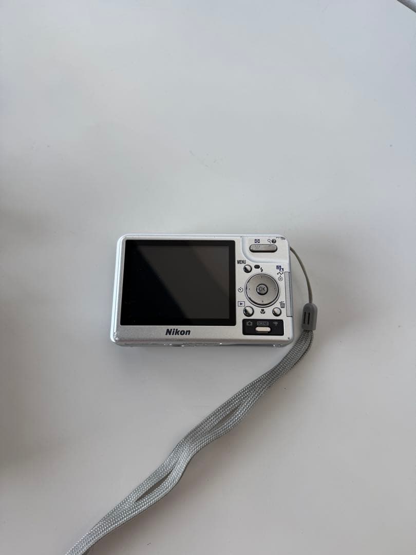 Nikon Coolpix S2 コンパクトデジタルカメラ