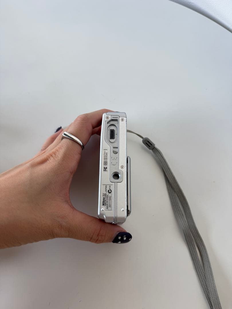 Nikon Coolpix S2 コンパクトデジタルカメラ