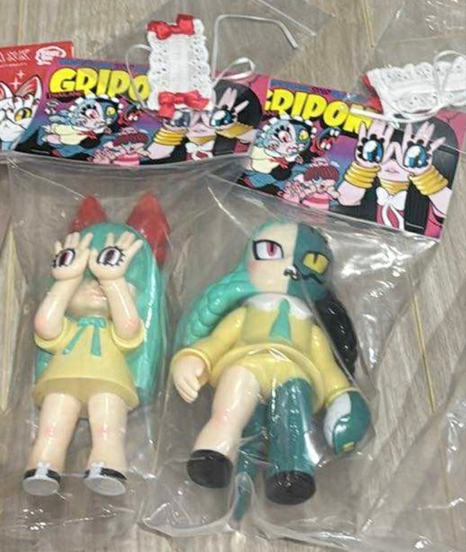 新品 GRAPE BRAIN ABAO 当選 みみみちゃん にぎるちゃん ソフビ