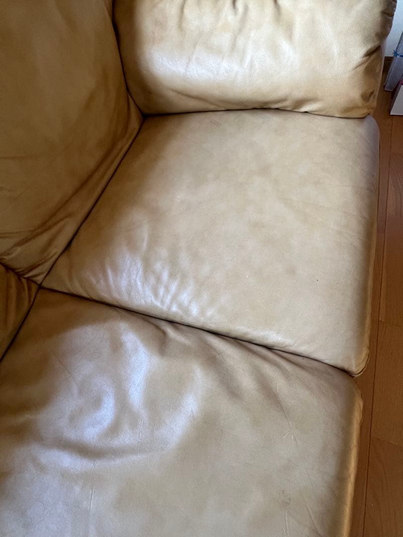 Italsofa イタルソファ　高級ソファ　本革レザー　ベージュ系　3人掛け