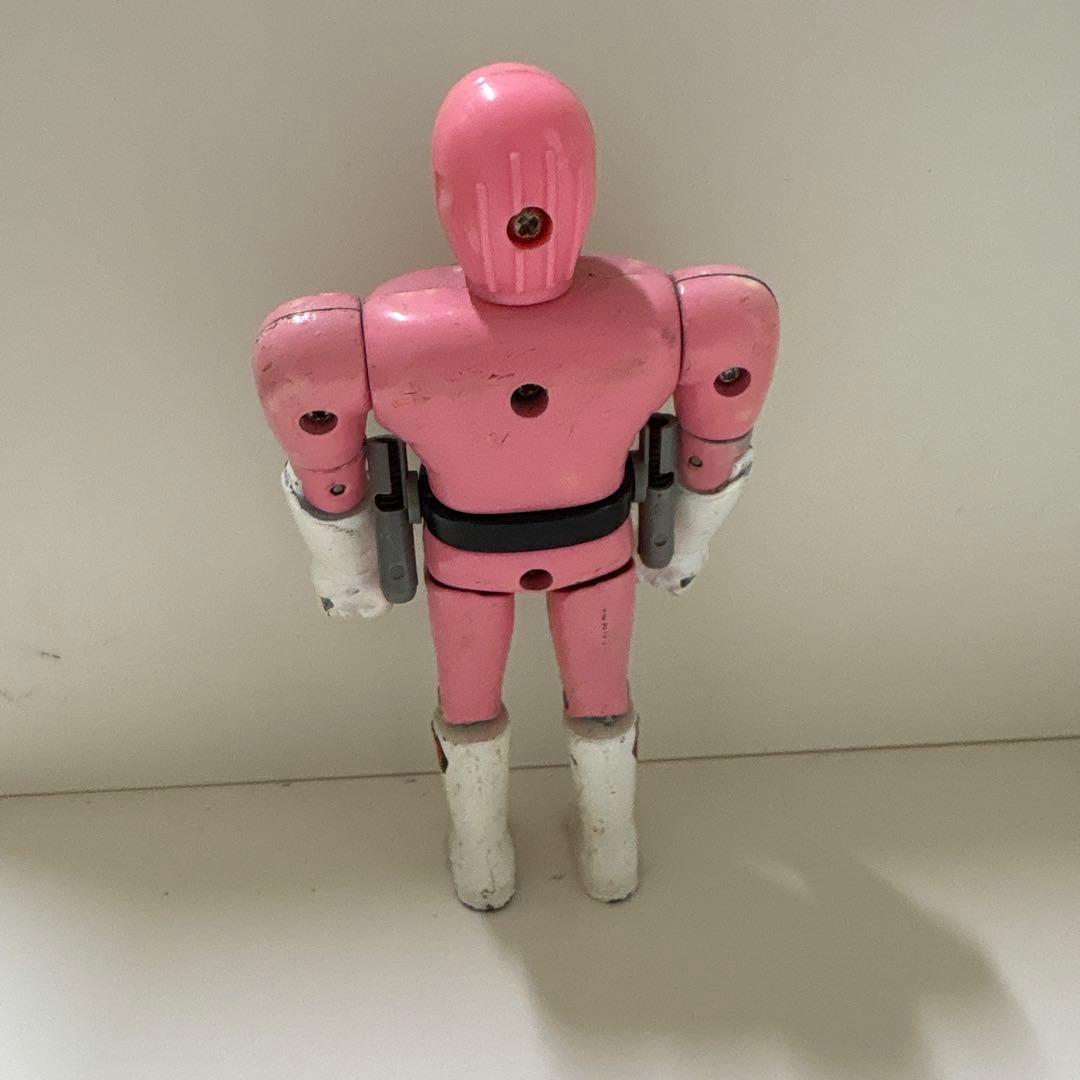 戦隊ヒーロー ピンクフィギュア