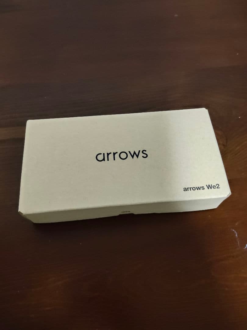 【使用済美品】arrows We2 ネイビーグリーン本体